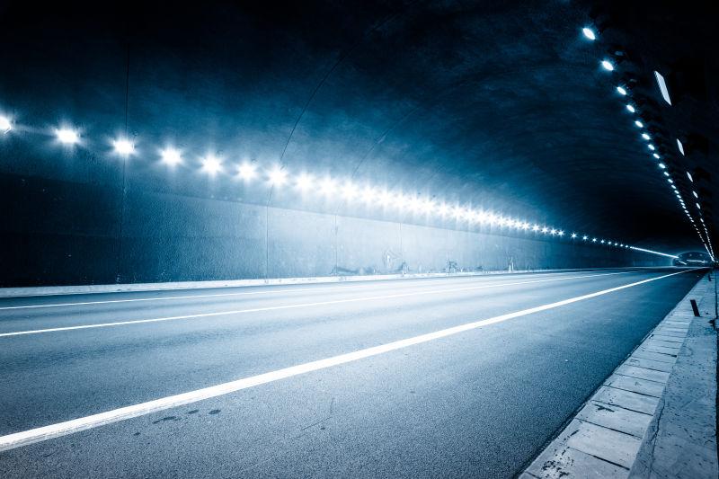 城市公路隧道中的抽象速度运动贴纸