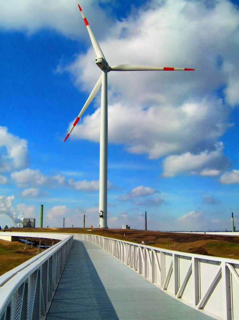 风力涡轮机在风车风电场的Cerchio和Collarmele