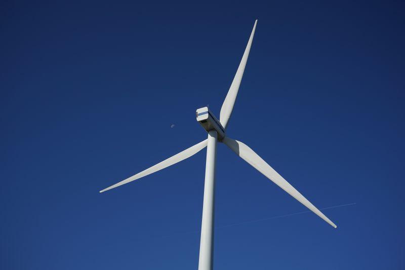 风力涡轮机利用风能发电