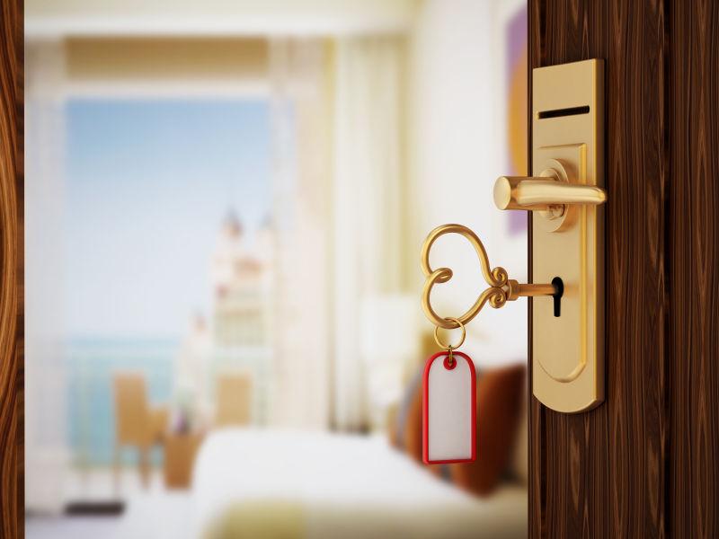 卧室的爱心门锁钥匙