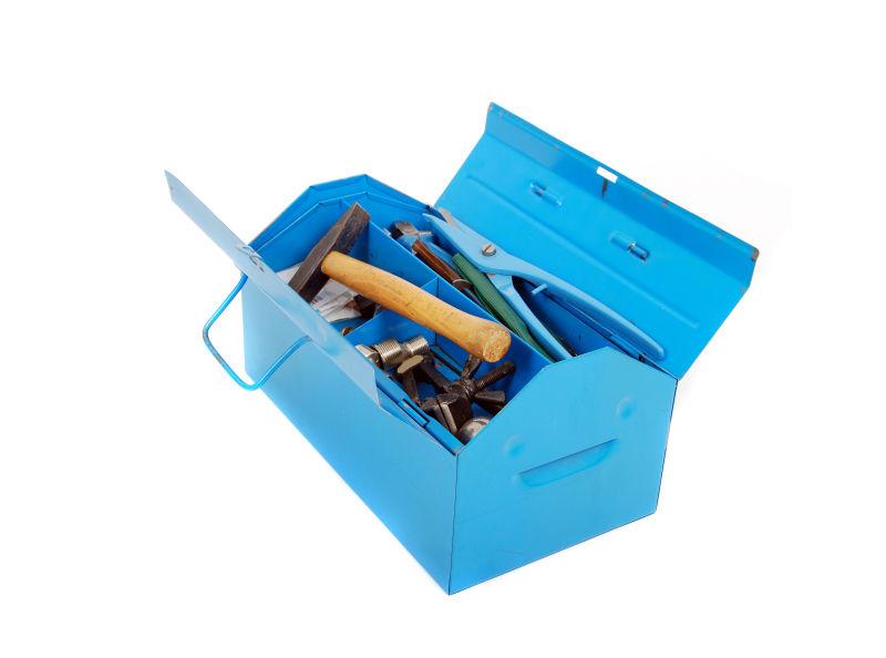 蓝色工具箱里的机械工具