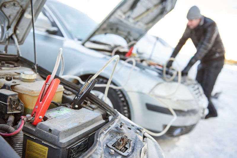 冬季寒冷条件下的给汽车起动电池充电