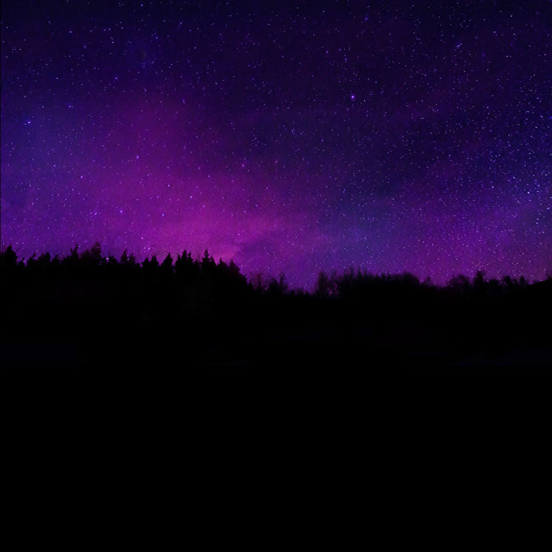 紫色的夜晚星空