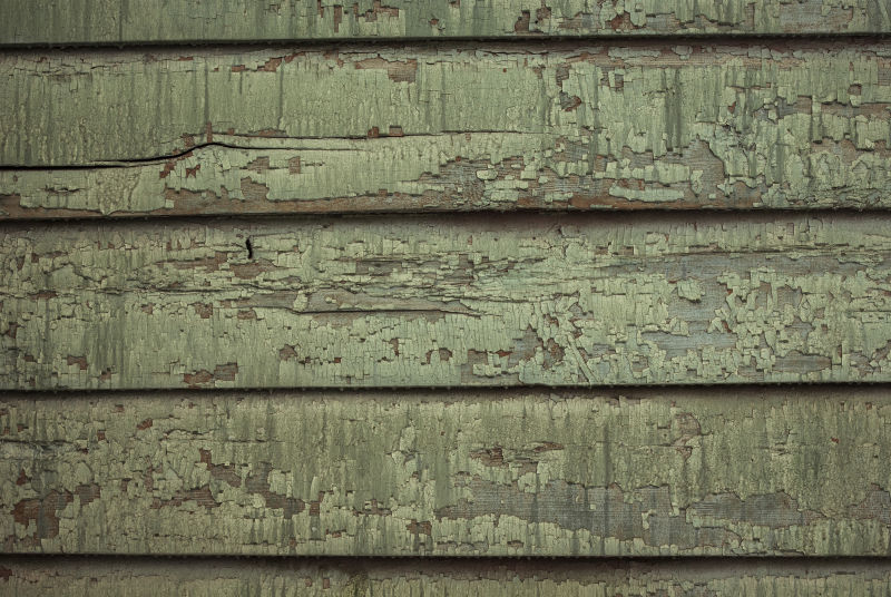 油漆严重风化剥落木质板