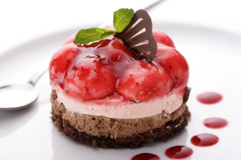 巧克力奶油草莓蛋糕
