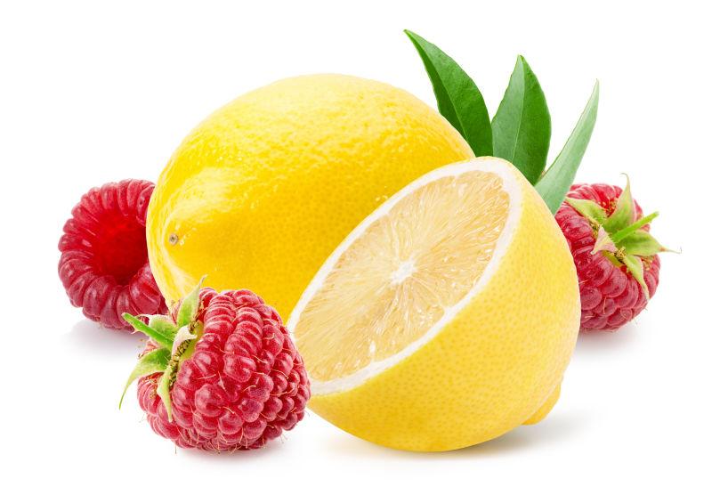 美味的柠檬和树莓