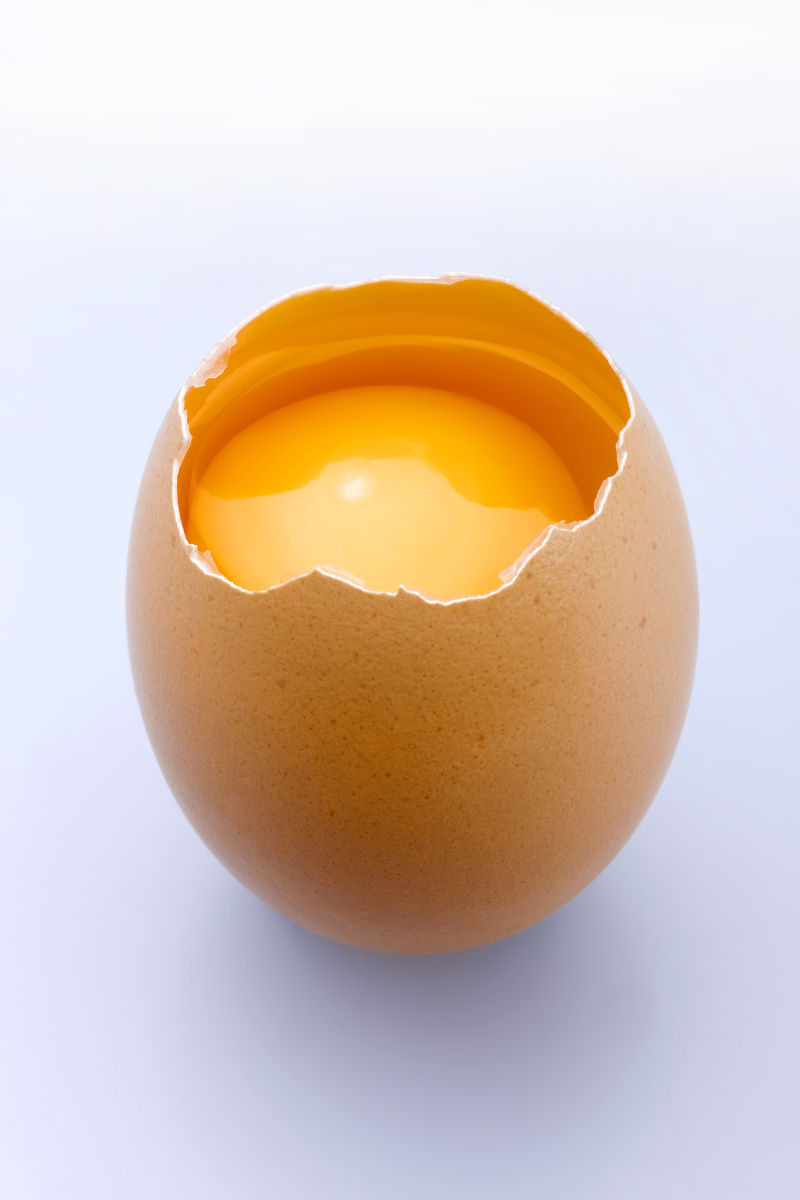 一个生鸡蛋