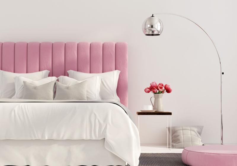 粉色床的温馨室内设计