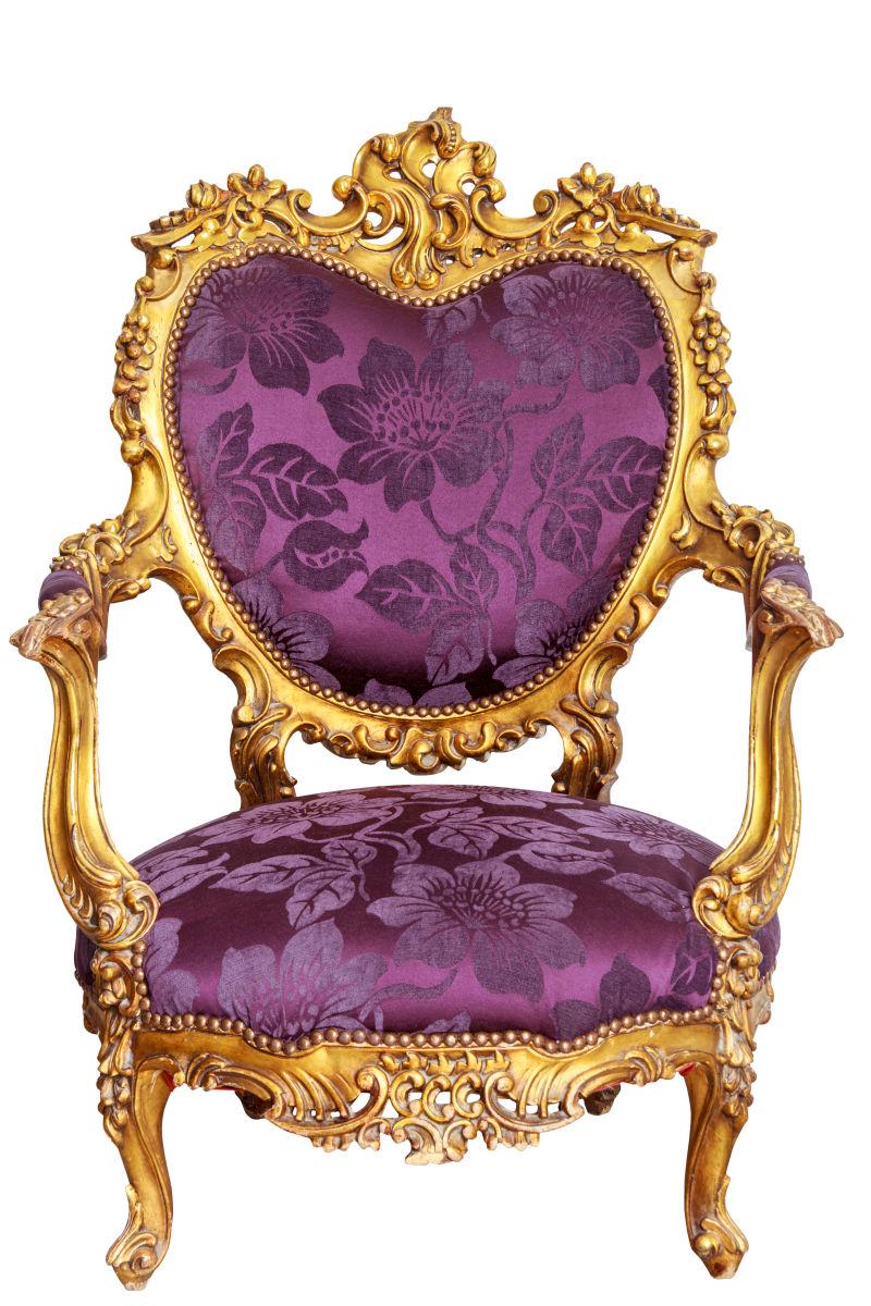 白色背景豪华紫色古典椅