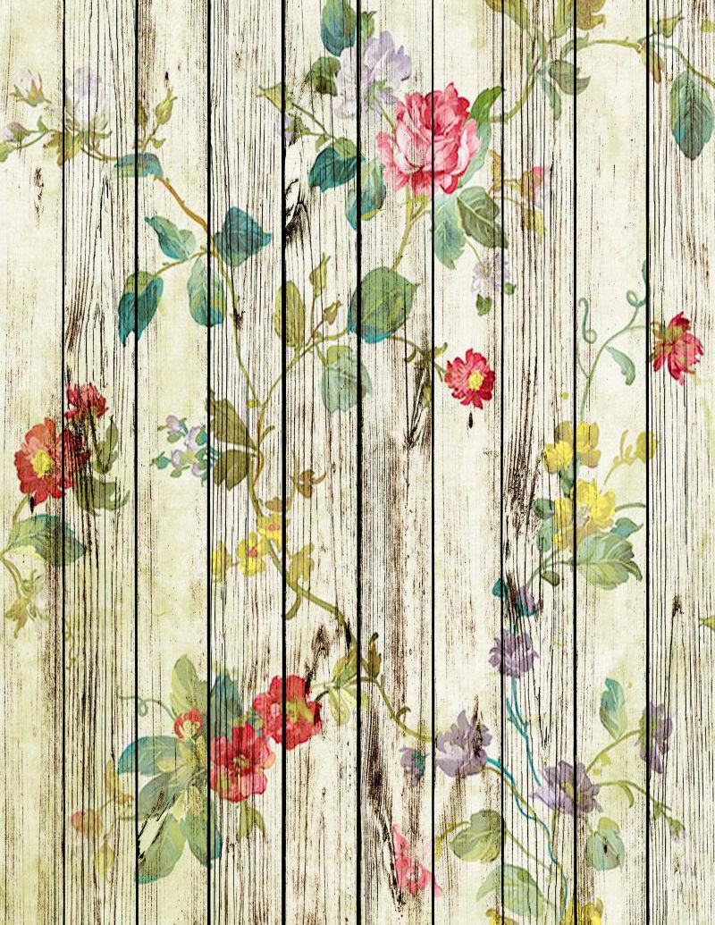 木墙面上的花朵图案