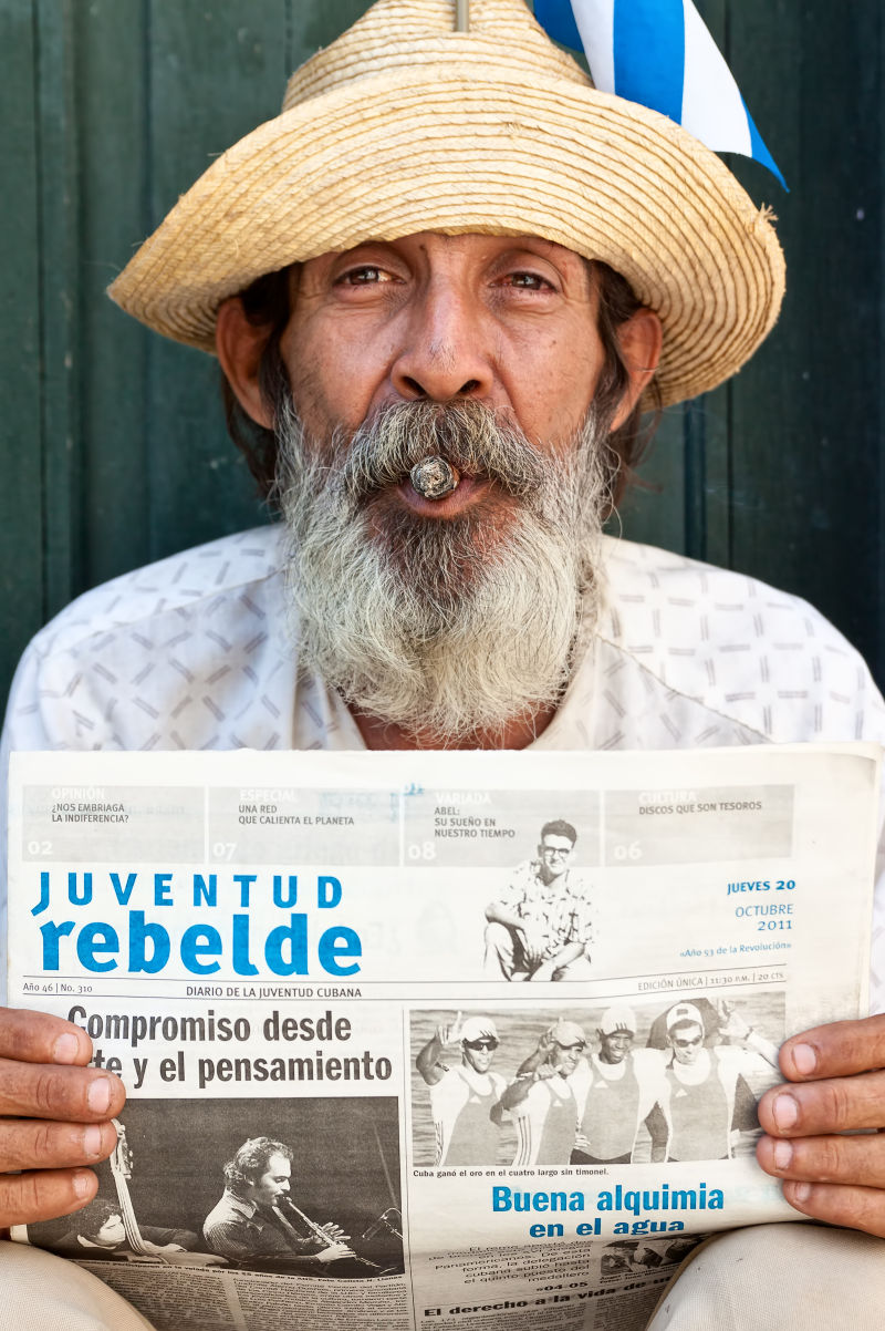 古巴街头的老人