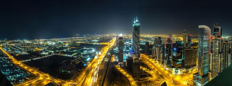 迪拜市中心夜间全景图