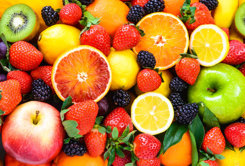 多种新鲜的水果混合在一起