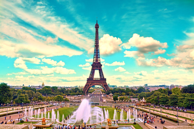 巴黎埃菲尔铁塔和喷泉