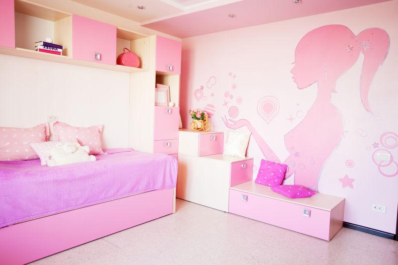 粉色系的儿童卧室