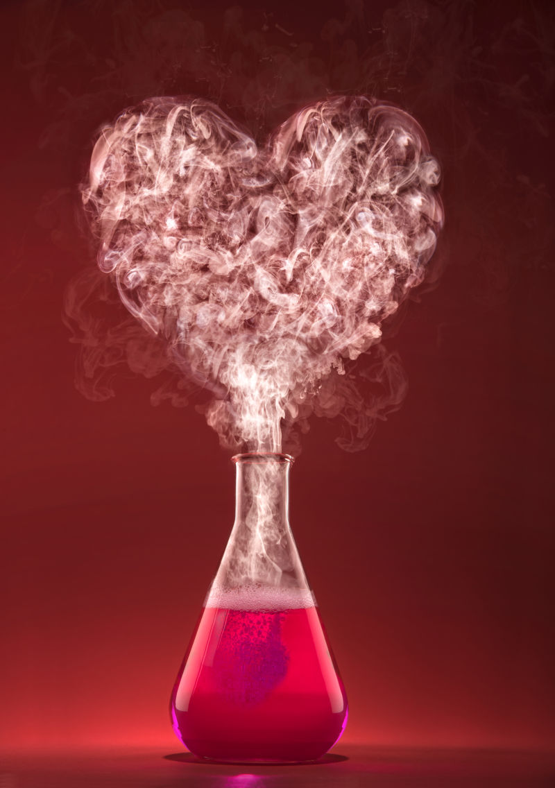 情人节心形烟雾爱情化学概念