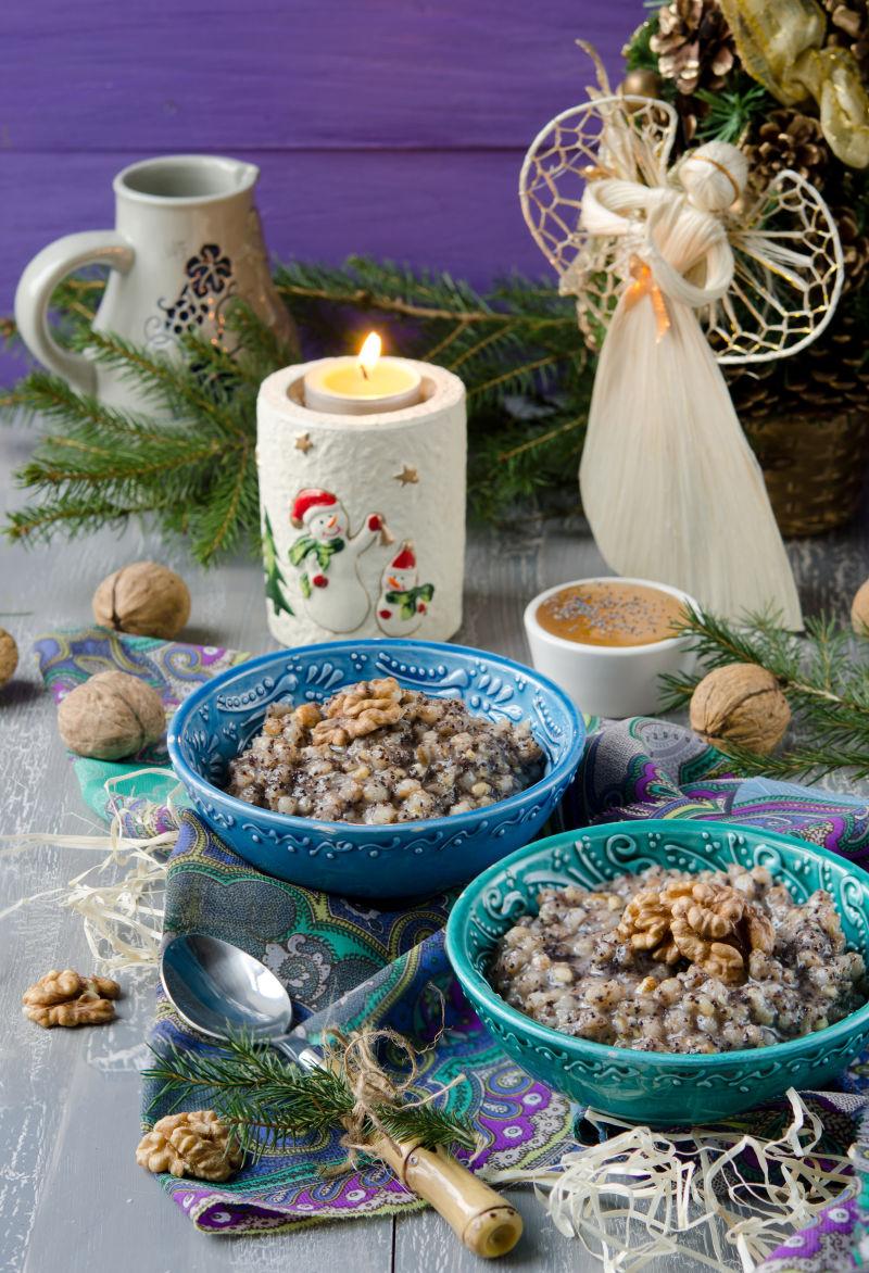 乌克兰传统的圣诞菜库蒂亚