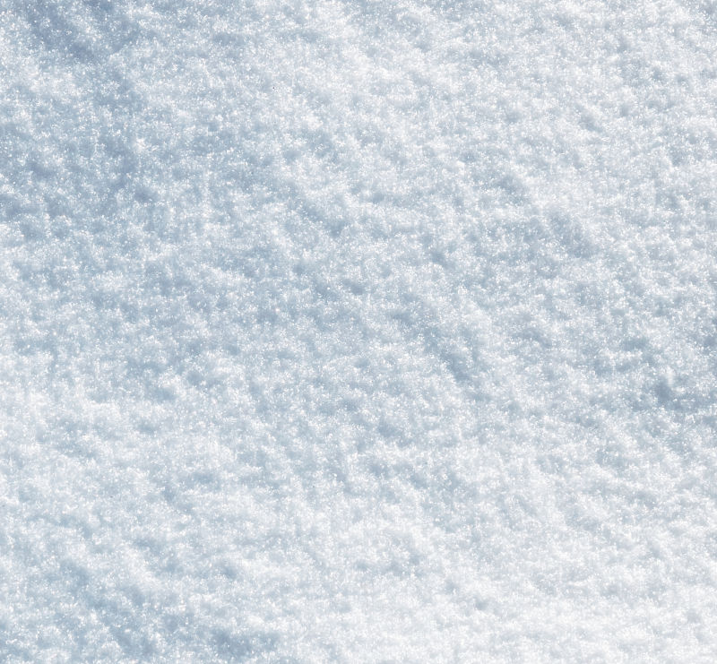 闪亮剔透的白色雪地