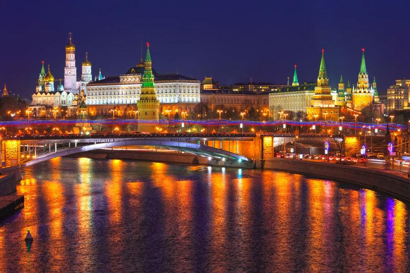 令人惊叹的俄罗斯克里姆林宫全景夜景