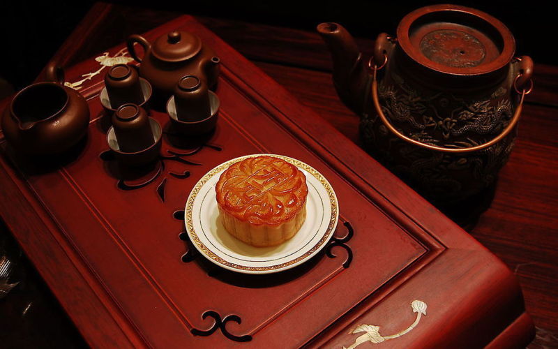木盒上的中秋节月饼