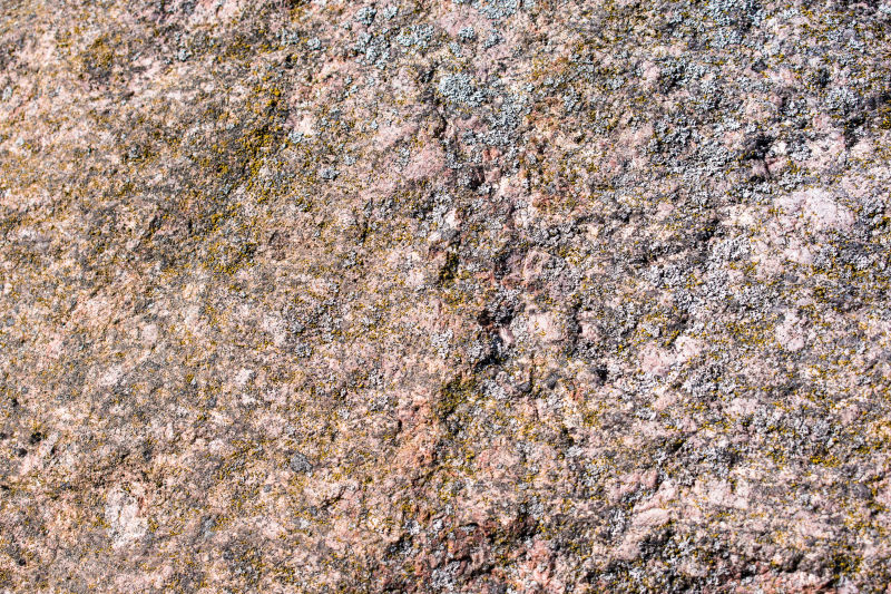 花岗岩纹理-棕色基底-黑色和灰色斑点