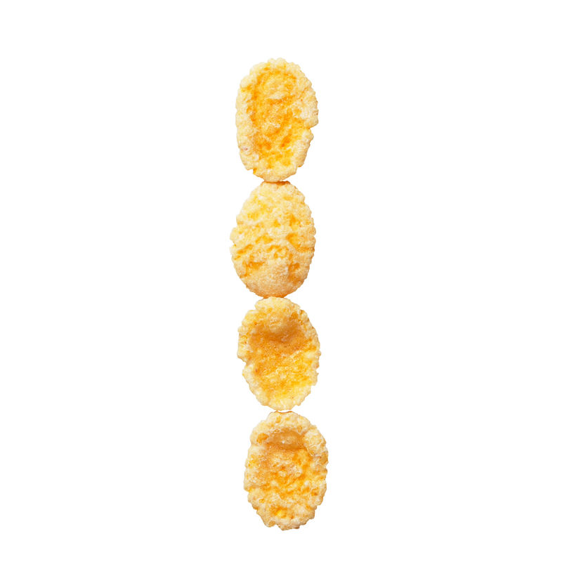 黄色玉米片字母I孤立在白色背景上字母谷物薄片