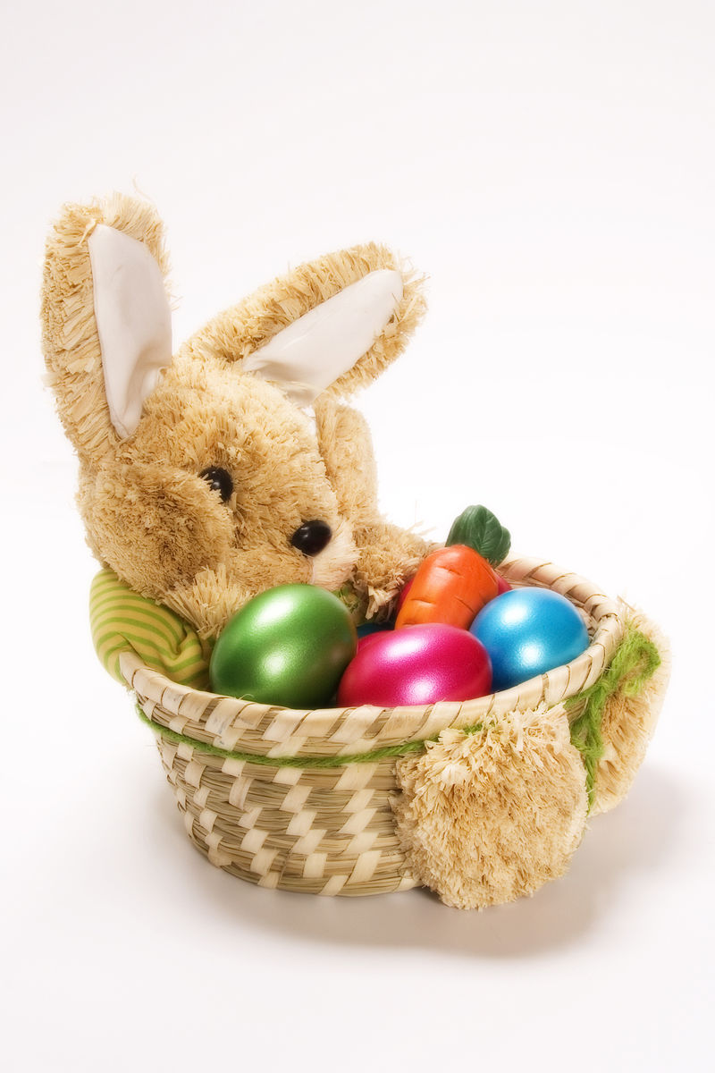 带蛋的复活节兔子玩具