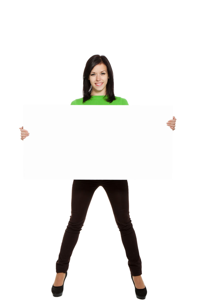 年轻快乐的微笑女人站在白板上-漂亮的女孩穿绿色衬衫-全身-白底独立-摄影棚拍摄