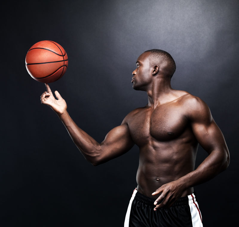 适合黑人男子打篮球