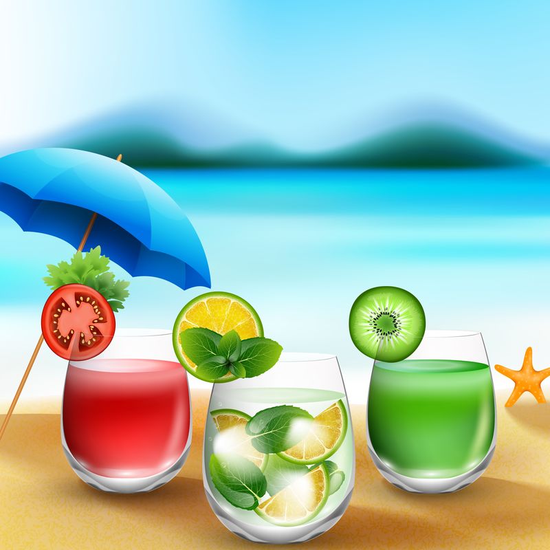 在模糊的海滩背景上-在沙滩上喝夏季饮料