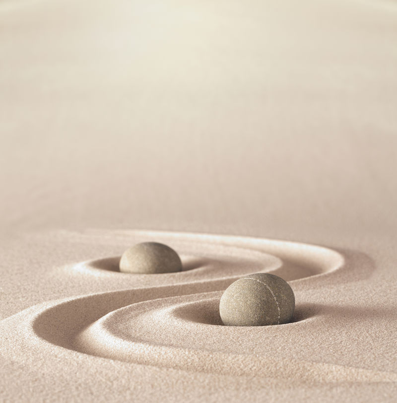 禅园冥想石背景与复制空间石头和线条在沙滩上的放松平衡和和谐的精神或水疗保健