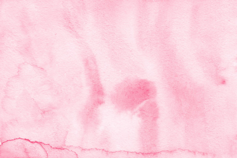 抽象洋红色阴影水彩画-水彩画画布-用于创造性的垃圾设计-复古卡片-复古模板-柔软的粉彩粉色水彩画背景-涂在白纸纹理上