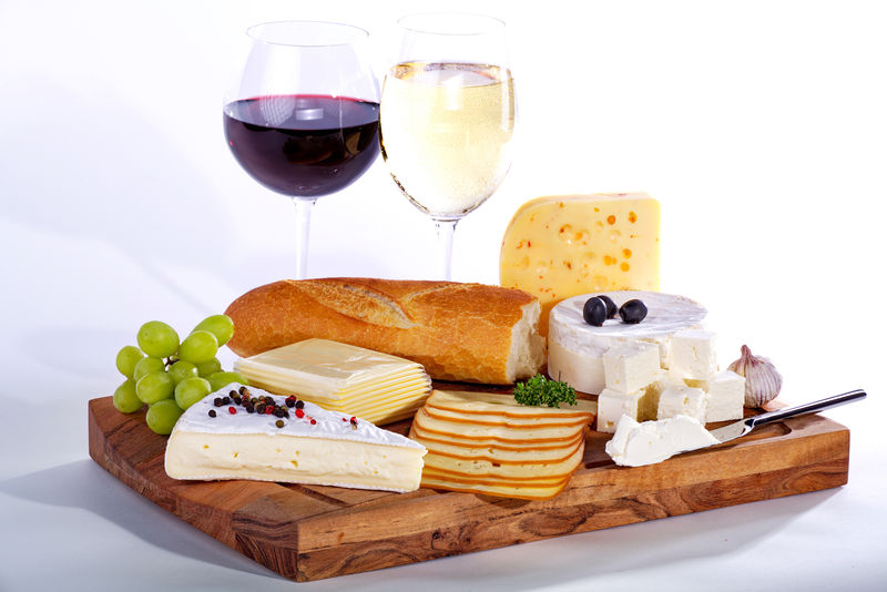 奶酪盘配葡萄酒和法式面包，套装