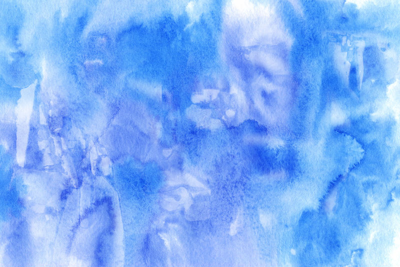 抽象的手绘蓝色水彩泼溅在白纸背景上-创意设计模板