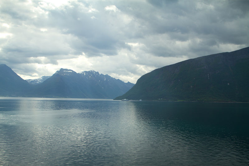 挪威北部峡湾。