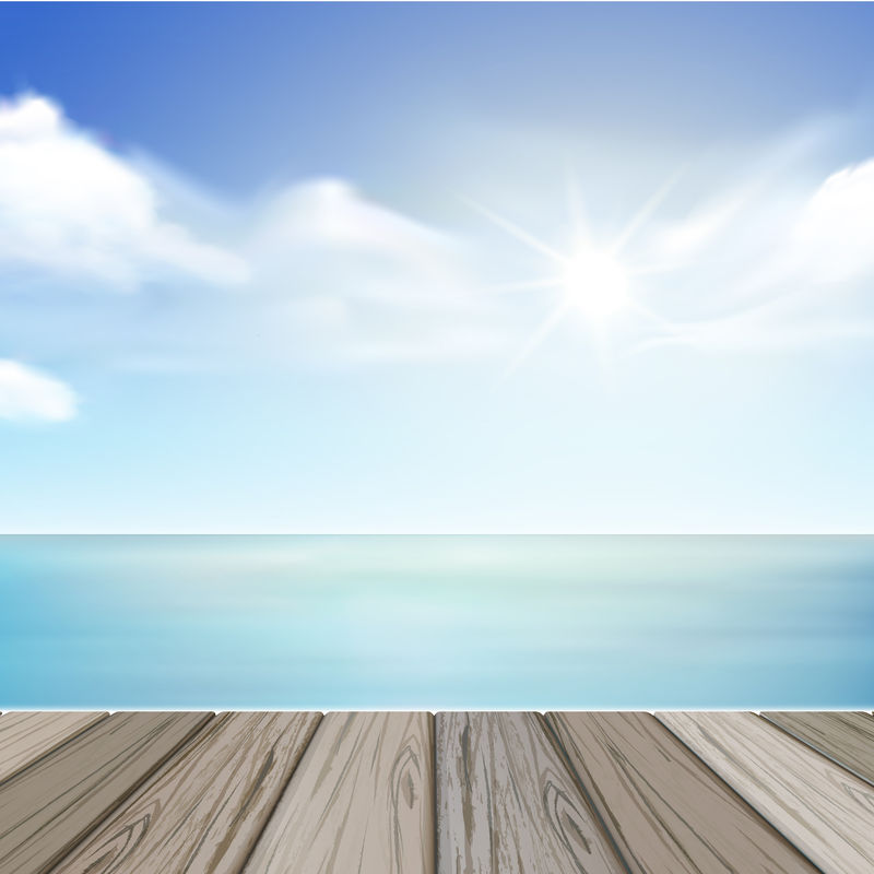 空旷的书桌和夏日的大海