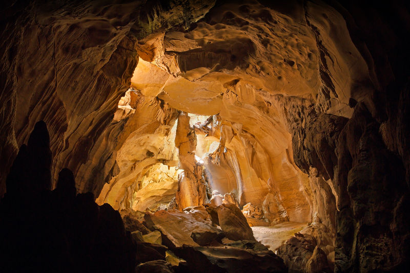 溶洞洞穴