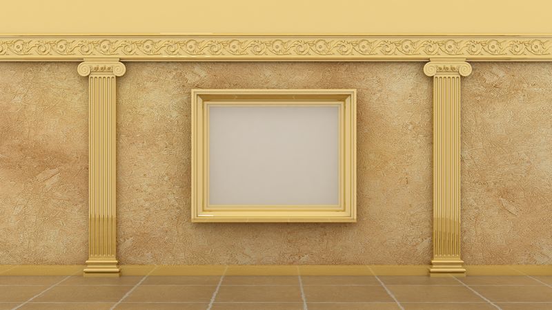 经典豪华室内背景中的空白图片金色框架，采用石膏装饰的爱奥尼亚希腊元素和石灰华大理石地板柱。复制空间图像。