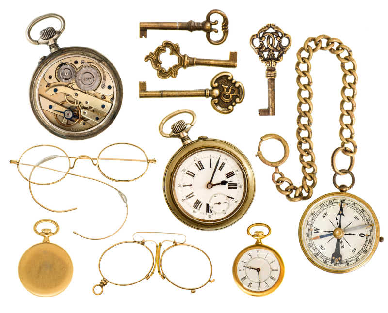 黄金古董饰品与钥匙