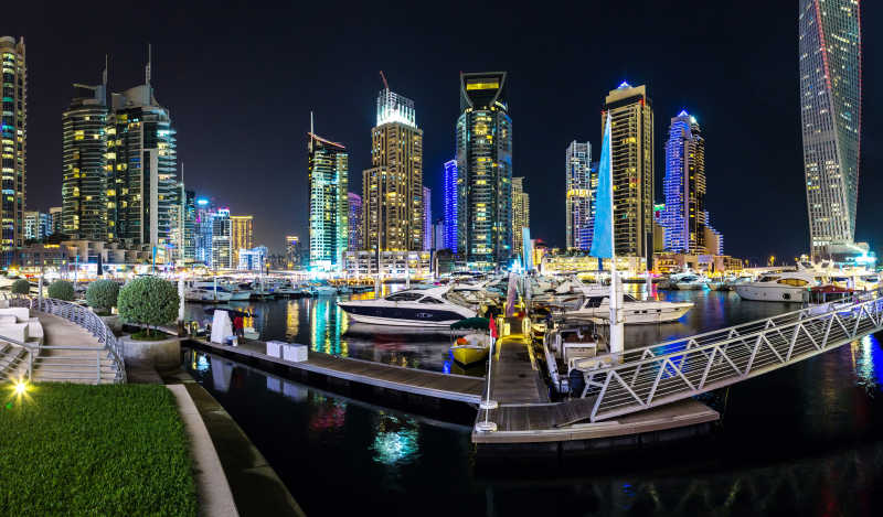 迪拜建筑夜景