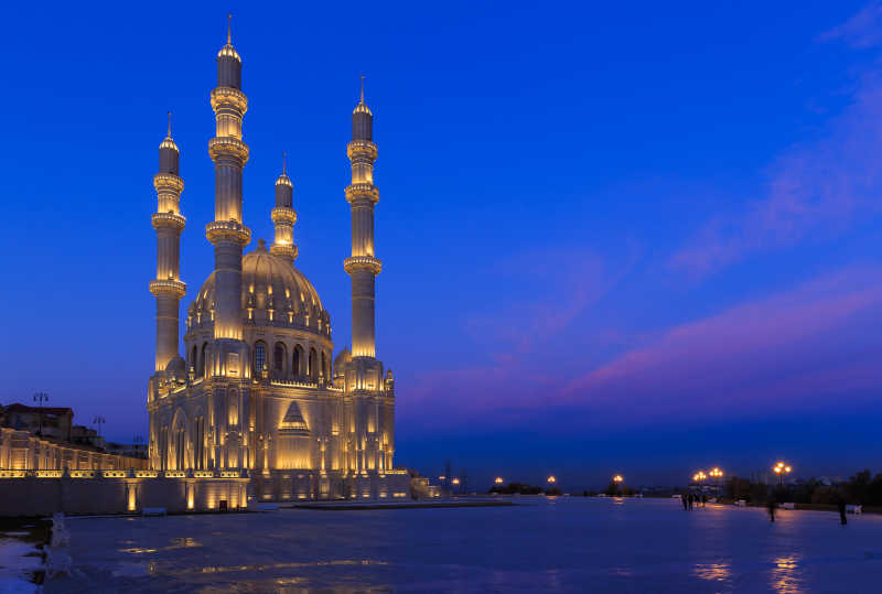 傍晚的清真寺景观