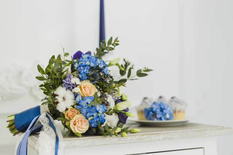 婚礼装饰新娘的花束