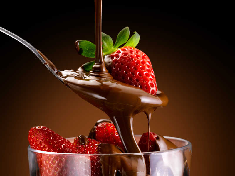 巧克力草莓的简单做法