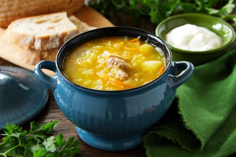 传统的美味浓汤